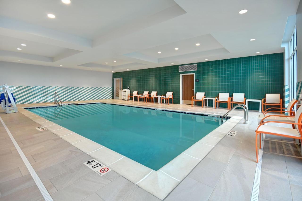 Holiday Inn - Erie By Ihg エクステリア 写真
